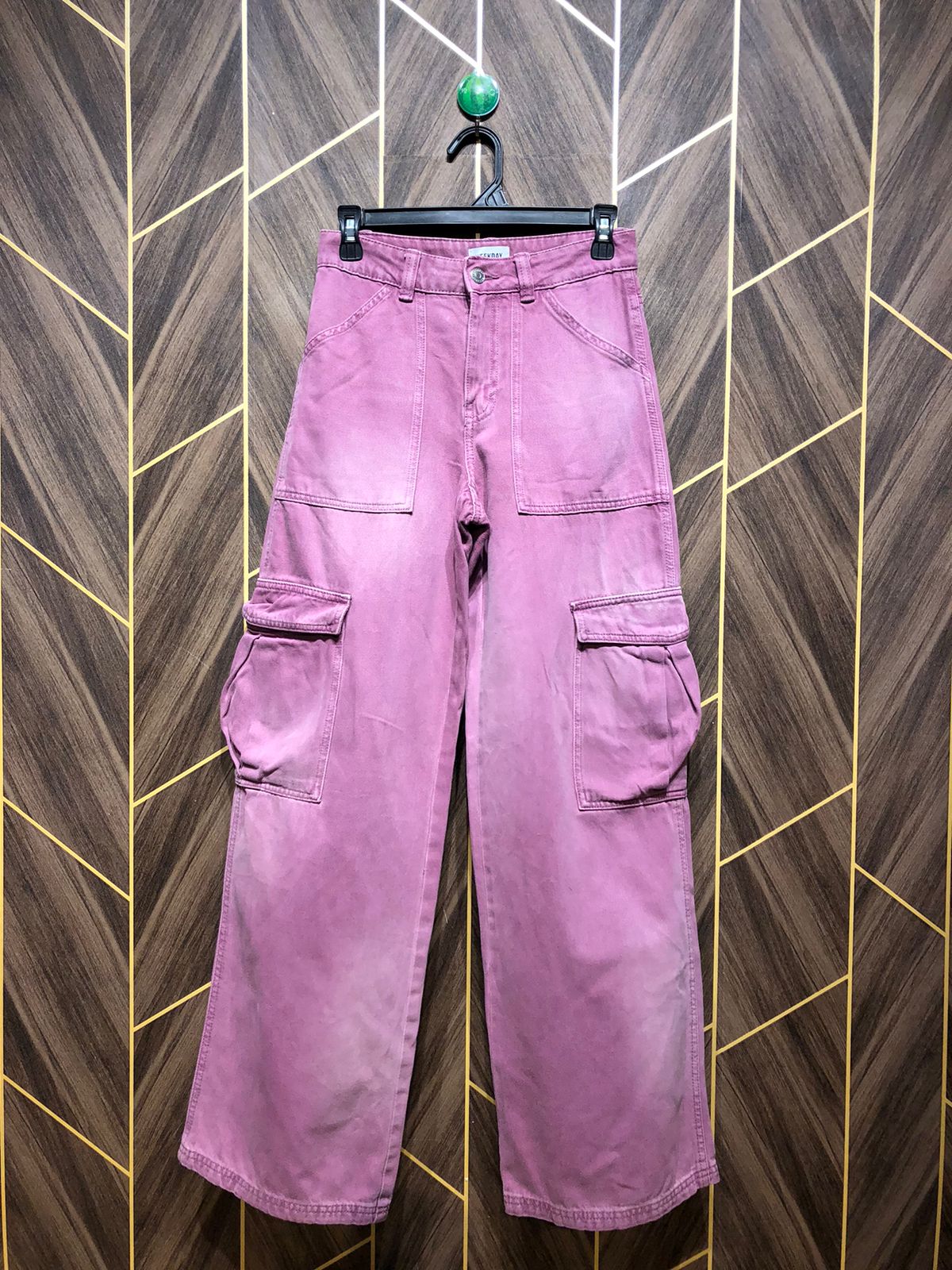 Women Wide Leg Cargo Jeans SMALL Size High Waist 28 Length 40