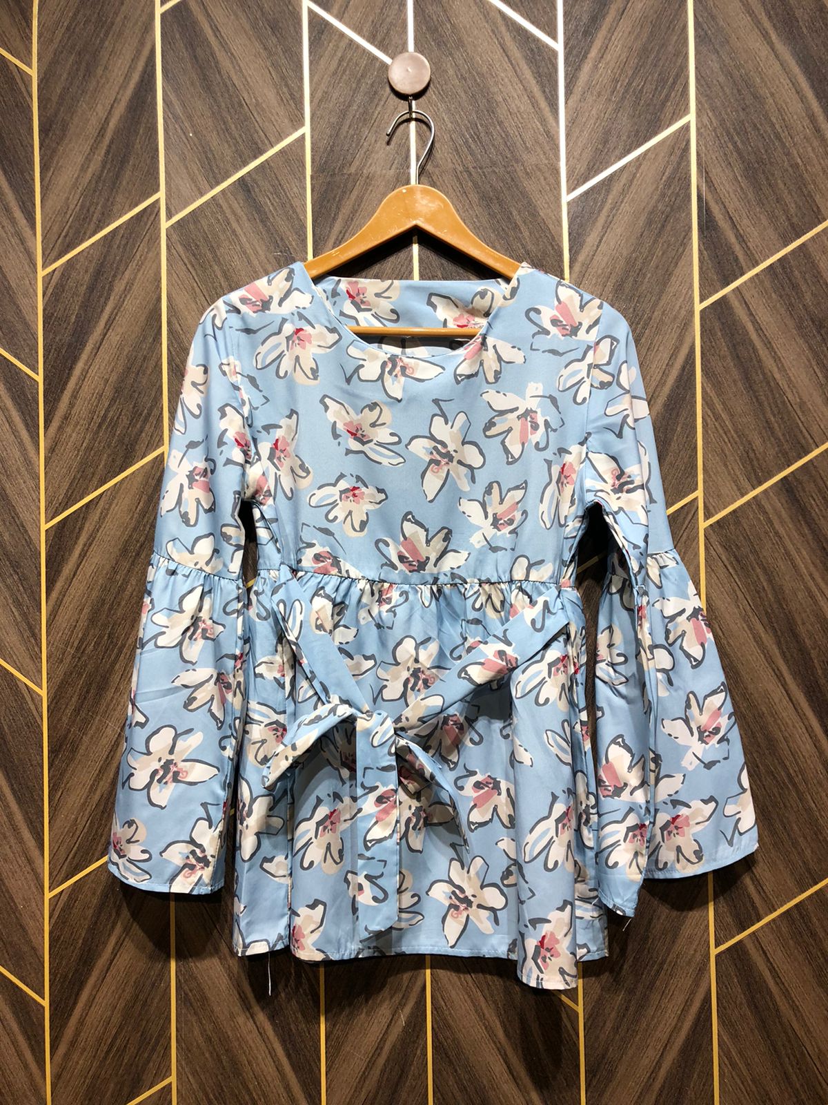Western Top Silk – Small Size (Chest: 18, Length: 27)