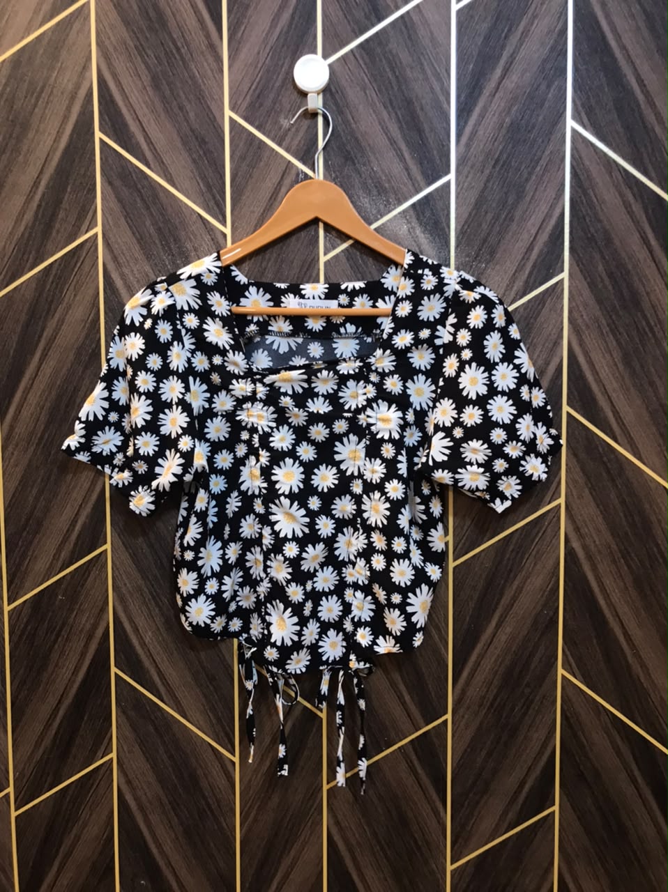 Trendy Chiffon CropTop Size Medium