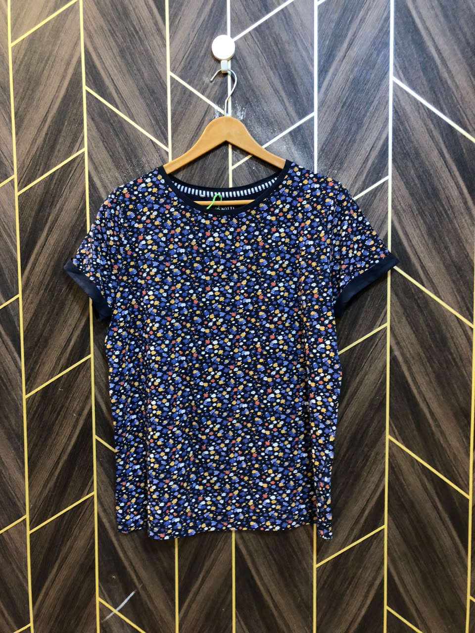 T-Shirt Jersey Large Size Length 27