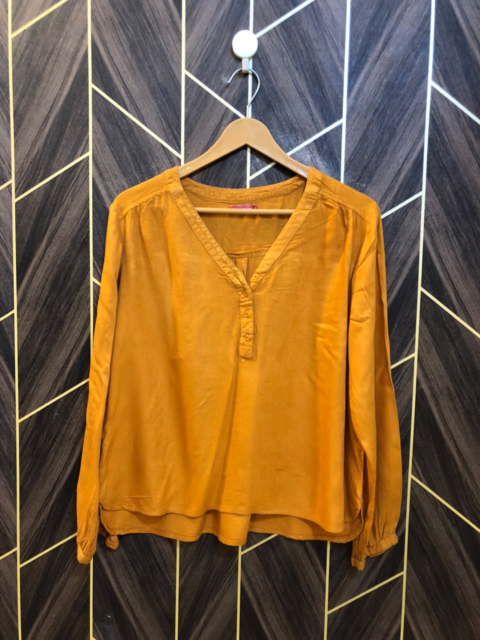Western Top Linen – Medium Size (Chest: 19, Length: 25 )