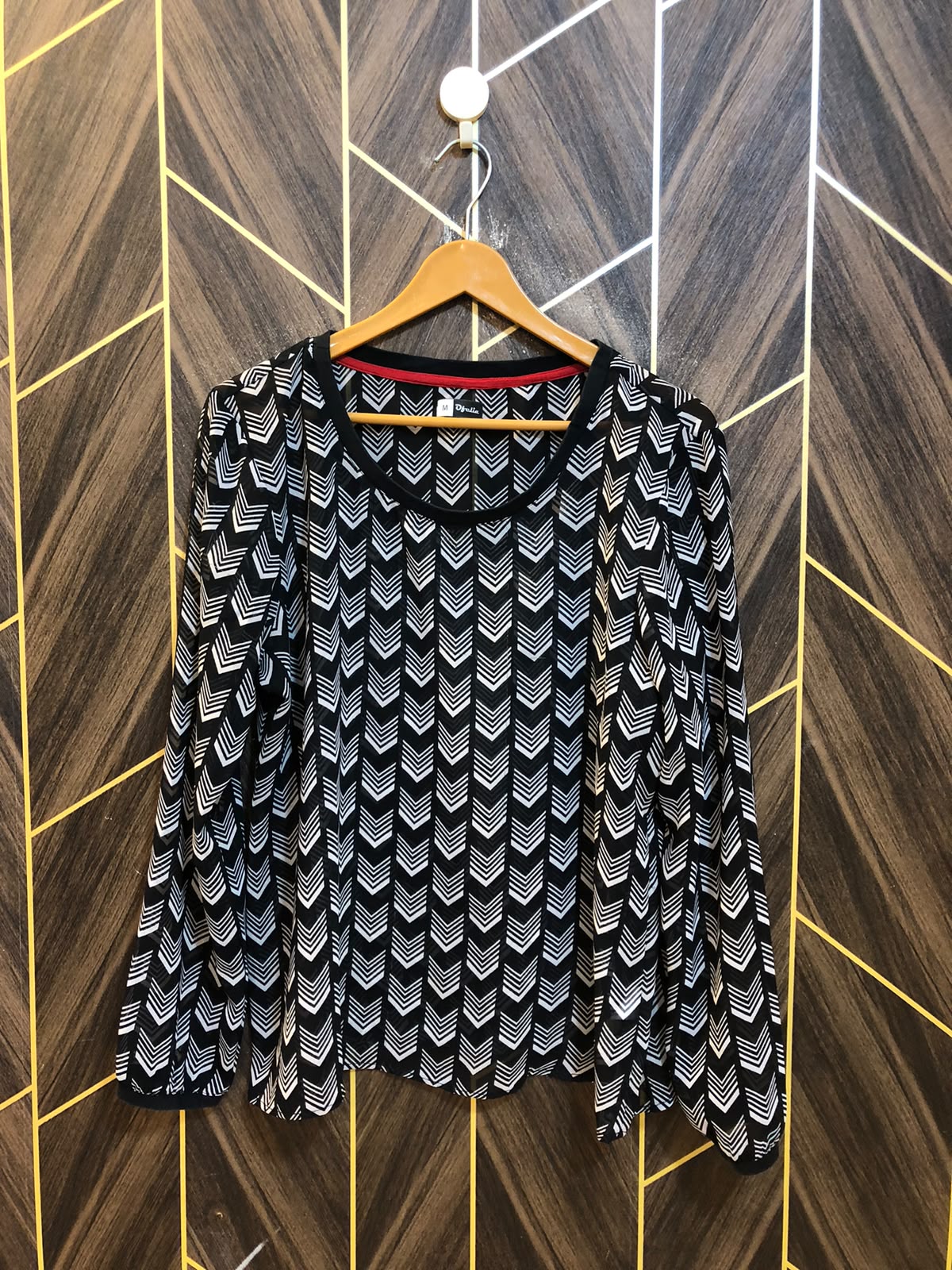 Western Top Chiffon (See Through) – Large Size (Chest: 21 , Length: 25)