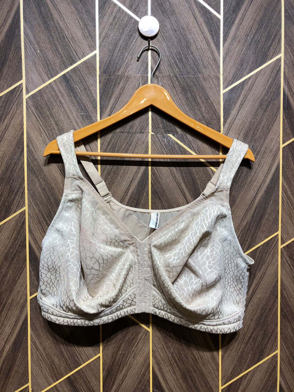 Women Bra –4xL minor stain