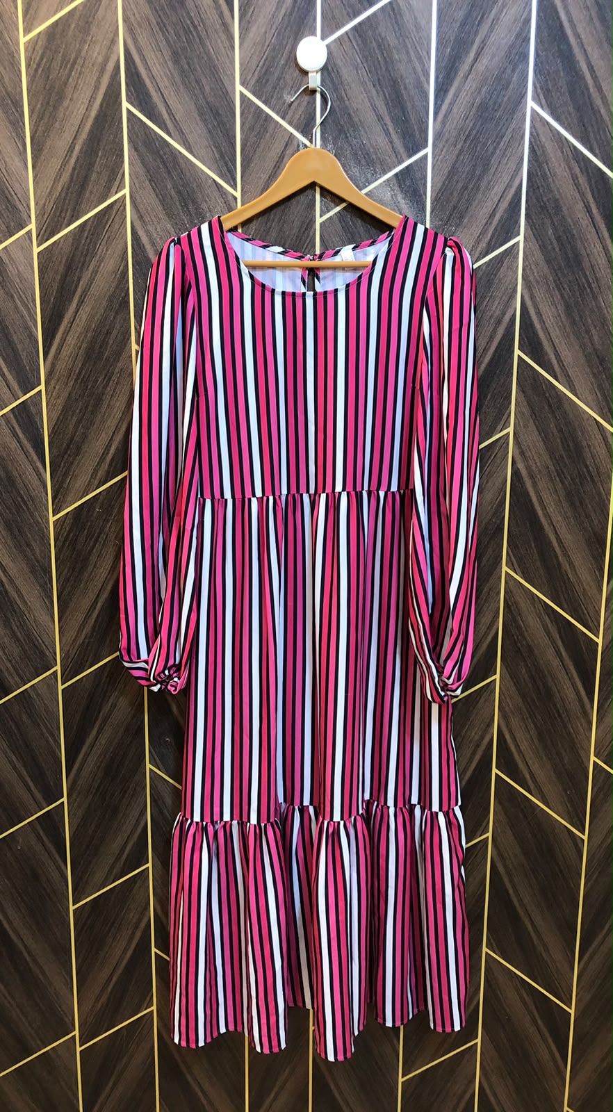 Western Long Maxi Chiffon Medium | Size | Chest 19 | Length 48