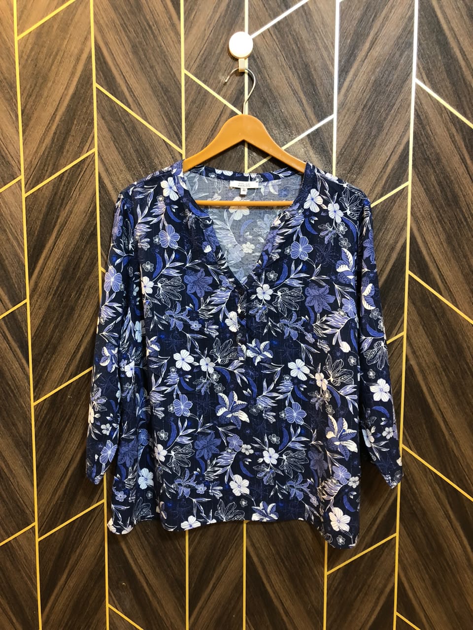 Western Top Linen – Large Size (Chest: 20, Length: 25  )