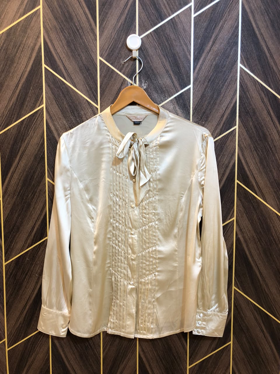 Western Top Silk – Large Size (Chest: 21 , Length: 25 )
