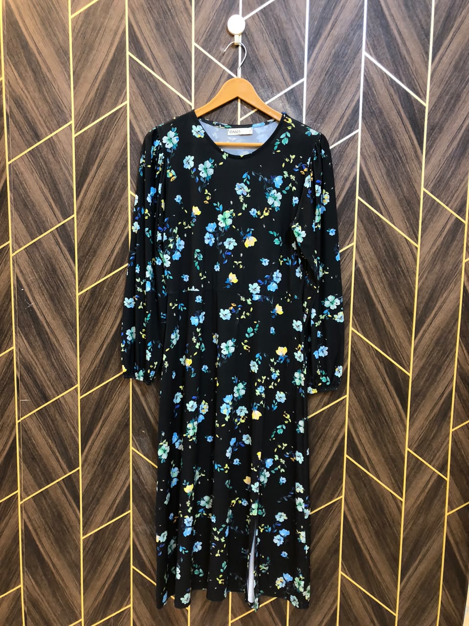 Western Long Maxi Jersey Medium | Size | Chest 19 | Length 47
