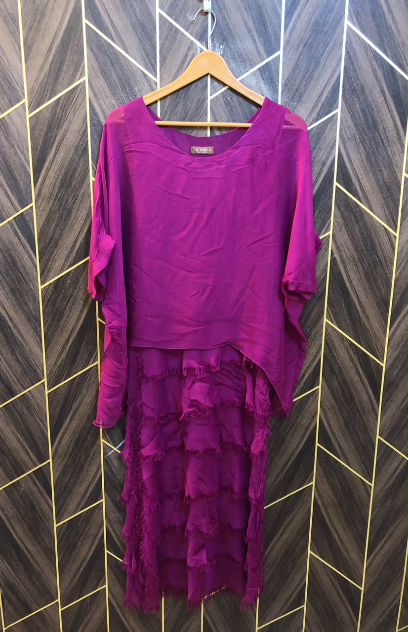 Western Long Maxi Silk Small | Size | Chest 18 | Length 48