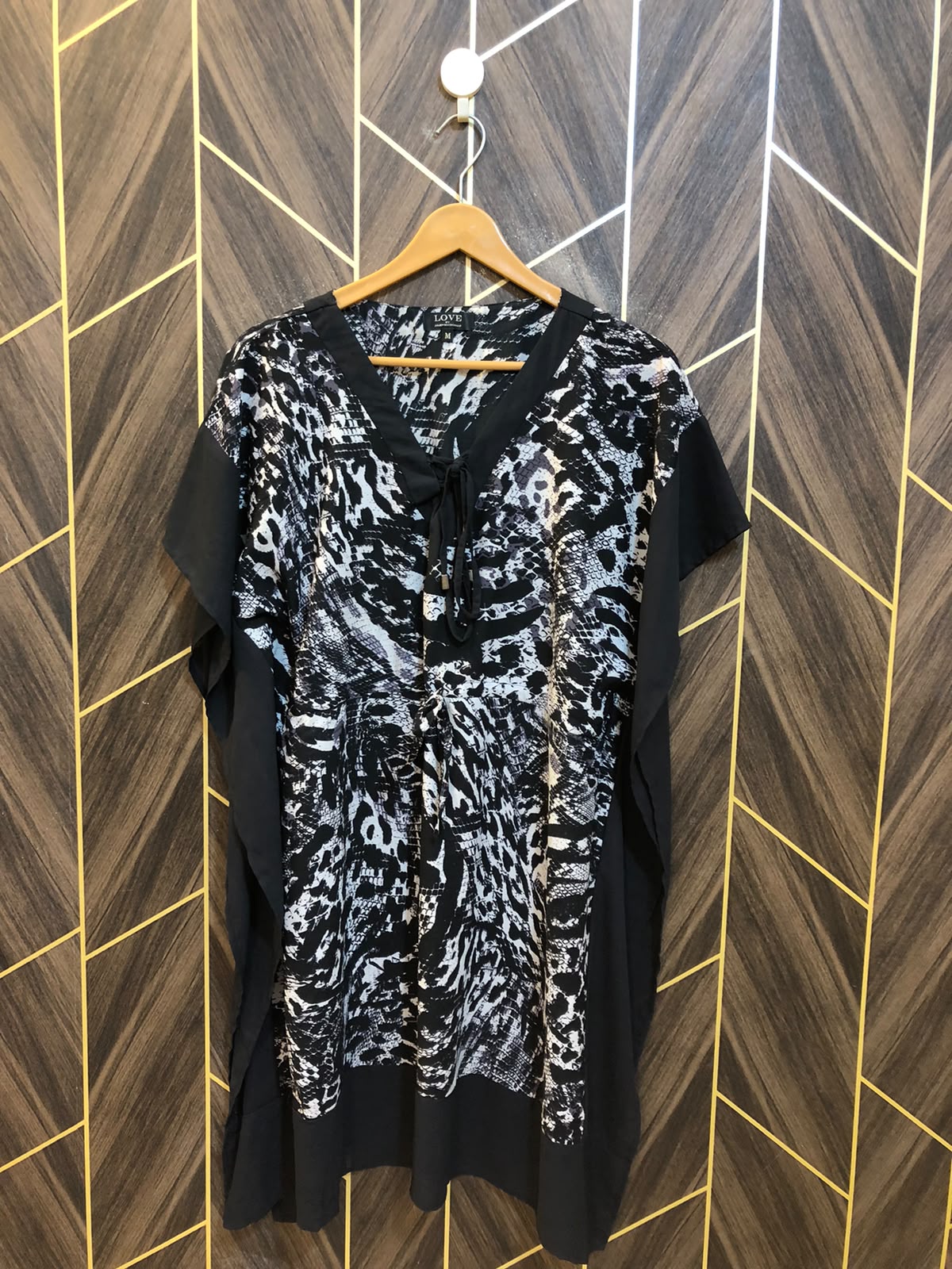 Women Long Shirt betterfly style  Chiffon Medium | Chest 19 | Length 36