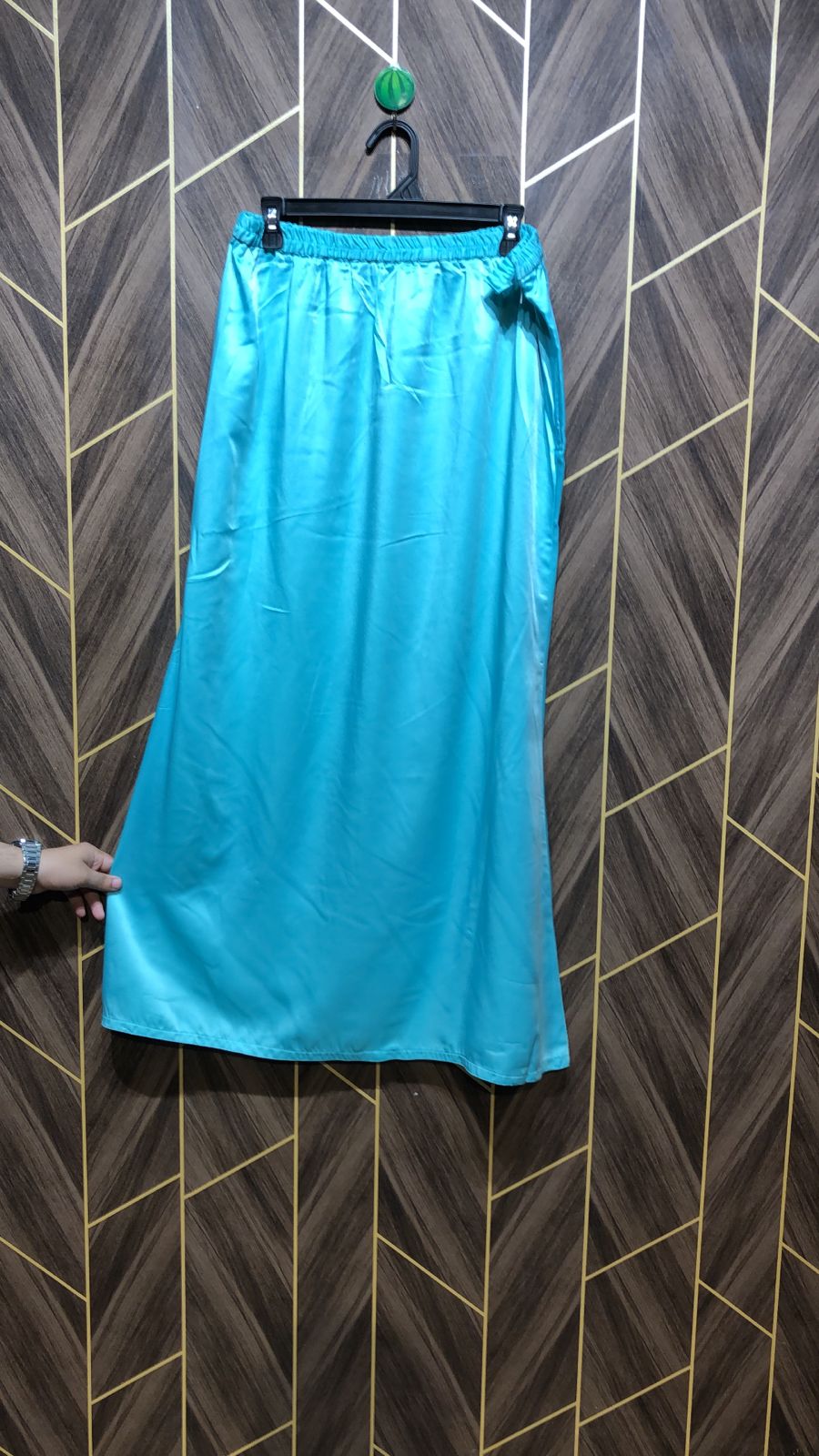 Silk Cordset – Large (Shirt Chest 21  , Length 38 | Skirt Waist 34, Length 40 )