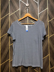 T-Shirt Jersey Medium S ize Length 24