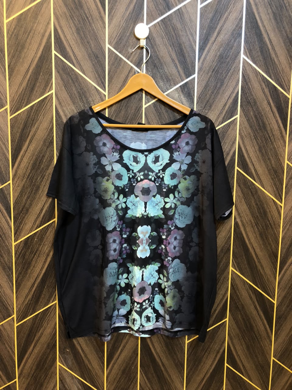 T-Shirt Jersey X Large Size Length 28